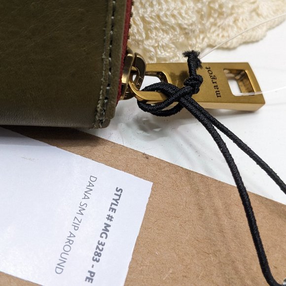 margot Genuine leather dana small zip around wallet - Picture 7 of 12